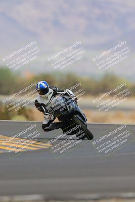 media/Sep-11-2022-SoCal Trackdays (Sun) [[81b7e951af]]/Turn 14 (1130am)/